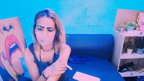 alanadelray online show from January 31, 2025, 11:24 am