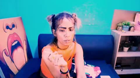 alanadelray online show from February 21, 2025, 8:40 am