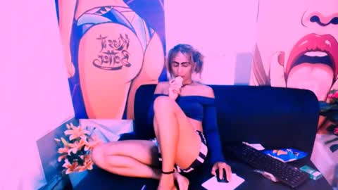 alanadelray online show from February 23, 2025, 5:18 pm