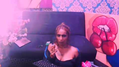 alanadelray online show from February 27, 2025, 8:28 am