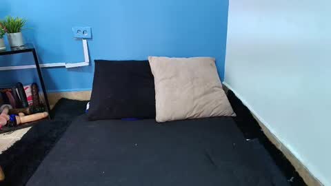 Alanah Prestoon online show from October 26, 2025, 5:52 pm