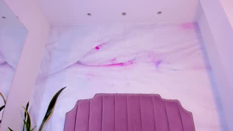 Alana Kim online show from October 13, 2025, 11:21 am