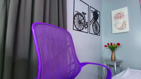 Alana  online show from January 17, 2025, 4:28 am