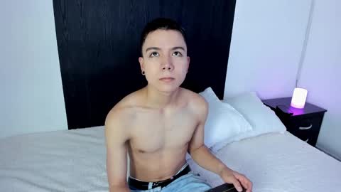 Snapshot of alanblack1 chatting on January 29, 2025, 12:24 pm alanblack1 online show from January 29, 2025, 12:24 pm