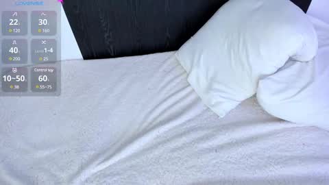 Snapshot of alanblack1 chatting on February 6, 2025, 4:14 pm alanblack1 online show from February 6, 2025, 4:14 pm