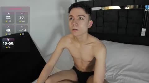 Snapshot of alanblack1 chatting on October 2, 2025, 12:34 pm alanblack1 online show from October 2, 2025, 12:34 pm