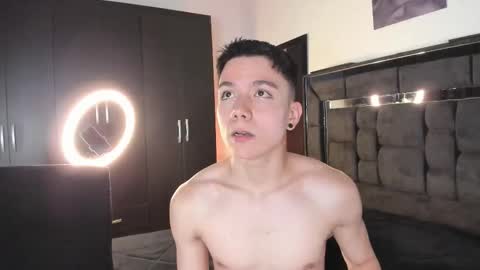 Snapshot of alanblack1 chatting on November 26, 2025, 1:39 am alanblack1 online show from November 26, 2025, 1:39 am