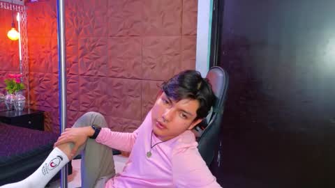 ALAN DEL REY online show from September 16, 2025, 4:57 am