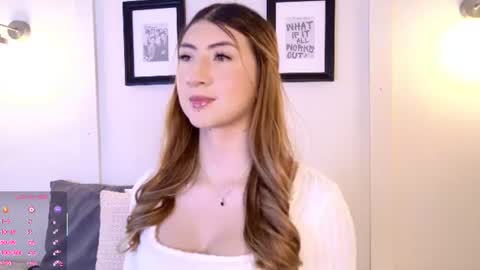 Snapshot of alanna_dh chatting on June 24, 2026, 7:13 pm Alanna online show from June 24, 2026, 7:13 pm