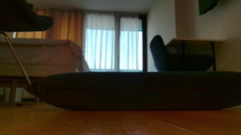 Alanna online show from December 5, 2025, 4:54 am