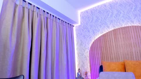 Alanna  online show from January 12, 2025, 8:14 am