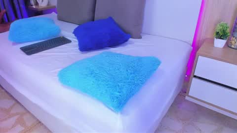 Alanna  online show from November 8, 2025, 4:34 am