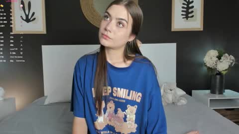 Alanna Cute Russell online show from October 14, 2025, 7:47 pm