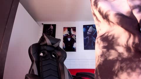 alannaughty_ online show from December 13, 2024, 11:28 pm