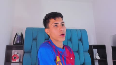 alannaughty_ online show from January 13, 2025, 9:20 pm