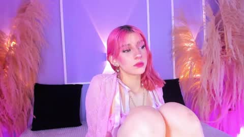 Alanna online show from May 27, 2026, 12:02 pm