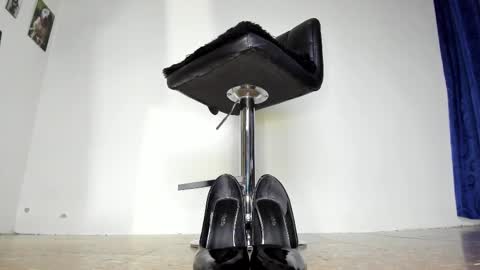 Snapshot of alannis_blue1 chatting on March 3, 2025, 4:14 am ALANNIS online show from March 3, 2025, 4:14 am