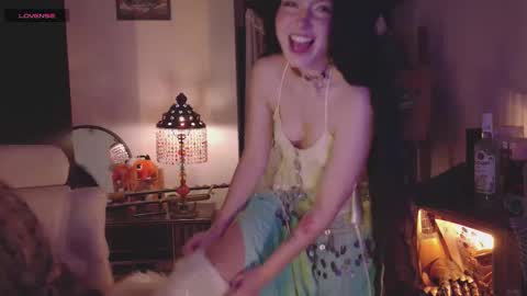 Alaska Grace       online show from October 8, 2025, 3:26 am