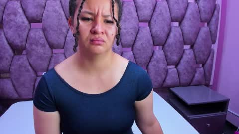 AlaSmith  online show from September 24, 2025, 2:15 am