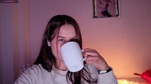 alba_toro535670 online show from September 29, 2025, 12:32 pm