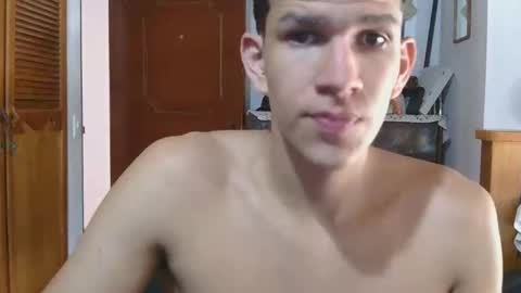josevcam online show from October 27, 2025, 4:22 pm