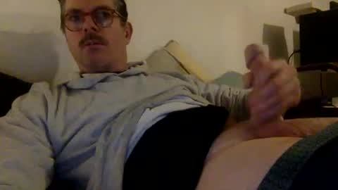 albandant online show from January 29, 2025, 8:25 pm