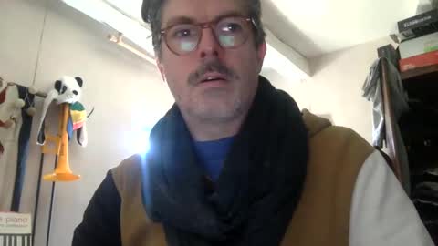 albandant online show from February 19, 2025, 2:01 pm