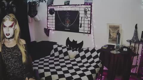 Snapshot of alchemymistic chatting on February 26, 2025, 3:32 am Mistic witch online show from February 26, 2025, 3:32 am