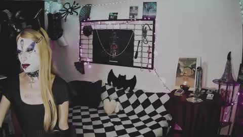 Snapshot of alchemymistic chatting on February 28, 2025, 1:58 am Mistic witch online show from February 28, 2025, 1:58 am