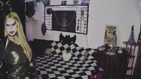 Snapshot of alchemymistic chatting on March 3, 2025, 8:49 am Mistic witch online show from March 3, 2025, 8:49 am