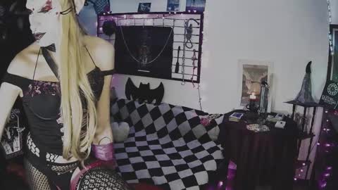 Snapshot of alchemymistic chatting on March 12, 2025, 5:46 am Mistic witch online show from March 12, 2025, 5:46 am