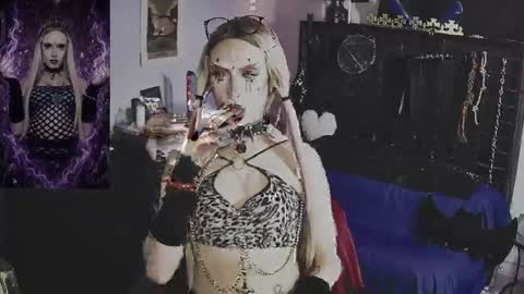 Mistic witch online show from May 1, 2026, 10:58 pm