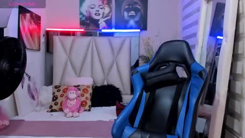 ale_noah_xxx online show from January 15, 2025, 10:57 pm