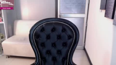Snapshot of aleesha_cameron02 chatting on April 24, 2026, 7:49 pm Ale online show from April 24, 2026, 7:49 pm
