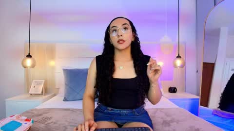 Alehia Cute online show from November 18, 2025, 10:25 pm