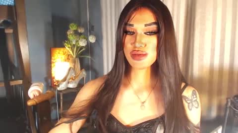 aleinacroft online show from February 12, 2025, 4:33 pm