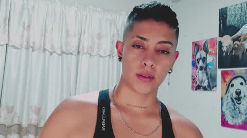 Alejandra online show from December 5, 2024, 4:31 am