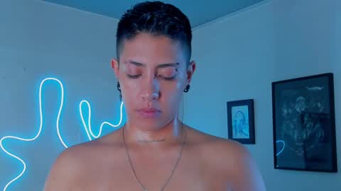 Alejandra online show from September 11, 2025, 6:30 pm