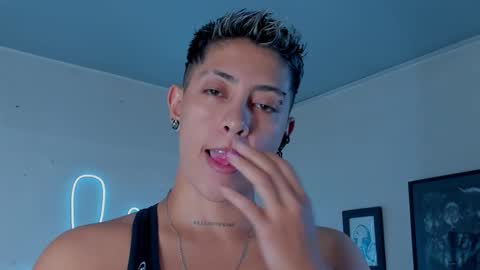 Alejandra online show from December 23, 2025, 2:42 am