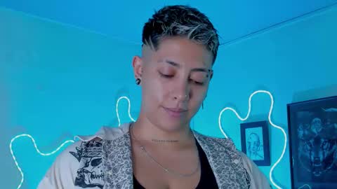 Alejandra online show from February 13, 2026, 9:11 pm