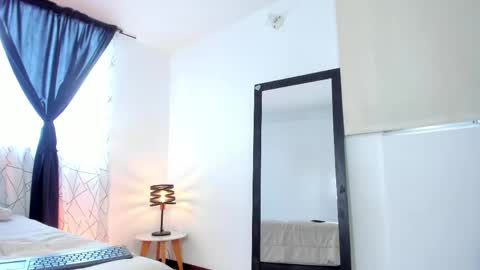 Snapshot of aleja_arango chatting on June 8, 2026, 8:09 pm Alejandra Arango online show from June 8, 2026, 8:09 pm