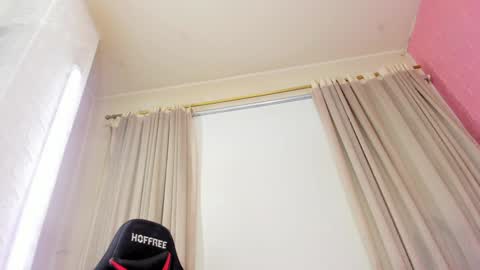 Aleja Hill online show from December 18, 2024, 7:15 am