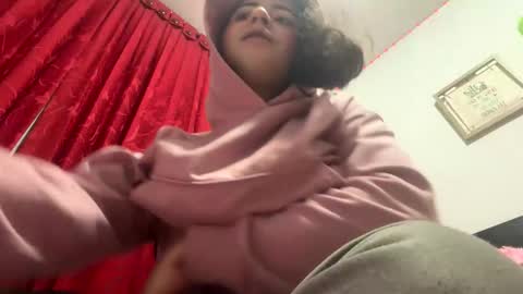 Aleja Hill online show from April 21, 2026, 2:51 am