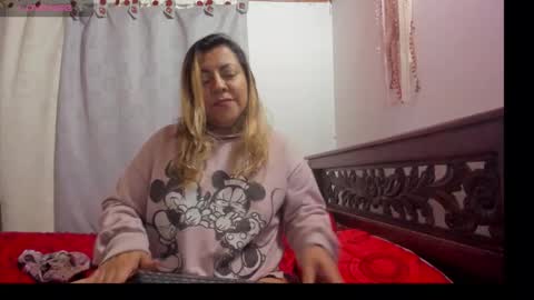 Snapshot of aleja_lollipop chatting on January 10, 2026, 2:35 am Aleja online show from January 10, 2026, 2:35 am