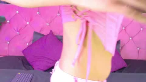 Snapshot of aleja_spearsx chatting on May 19, 2026, 12:00 pm Alejandra online show from May 19, 2026, 12:00 pm