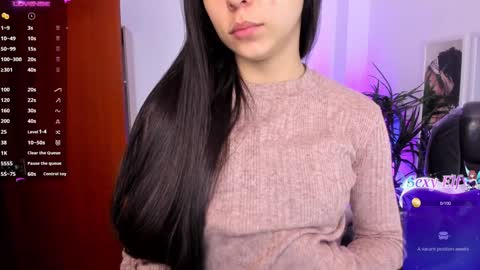 Alejandra online show from January 7, 2025, 10:54 am