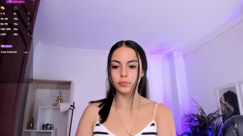 Alejandra online show from January 31, 2025, 11:35 am