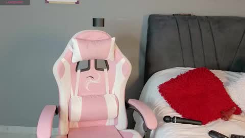 Alejandra Jones online show from September 28, 2025, 12:27 am