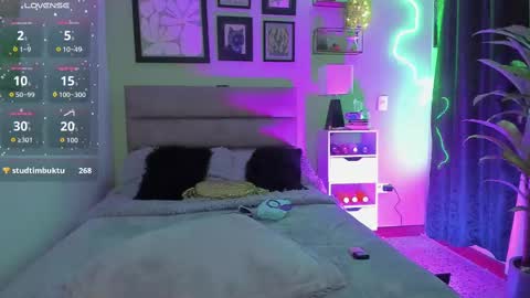 Aleja Queen online show from September 10, 2025, 12:10 am