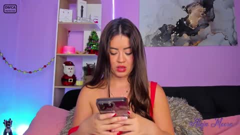 Aleja Moore online show from December 22, 2024, 7:42 pm